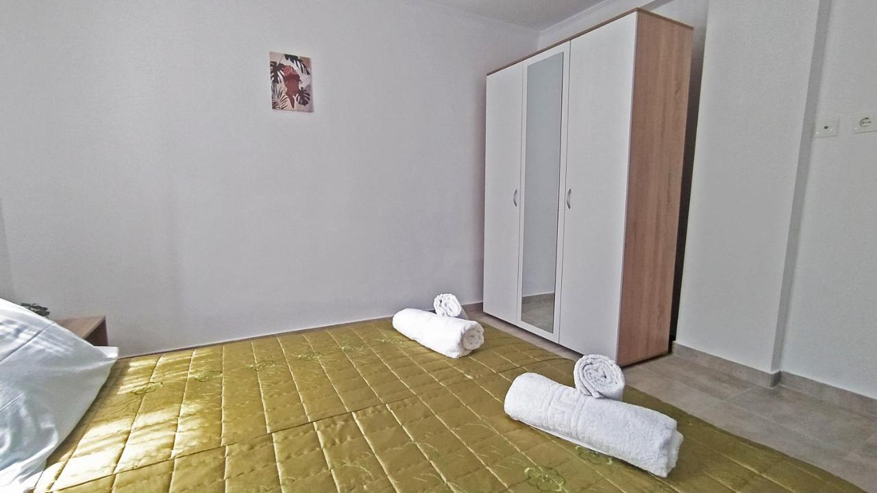 Ferienwohnung Cozy Ground Floor House Agía Triás Exterior foto