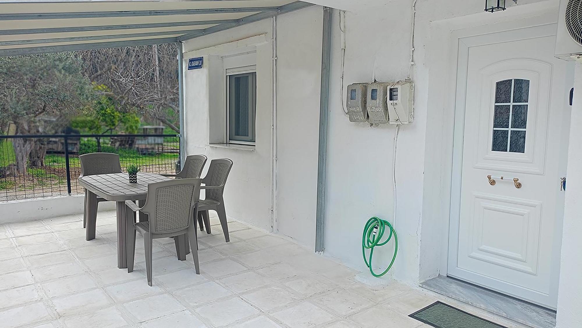Ferienwohnung Cozy Ground Floor House Agía Triás Exterior foto